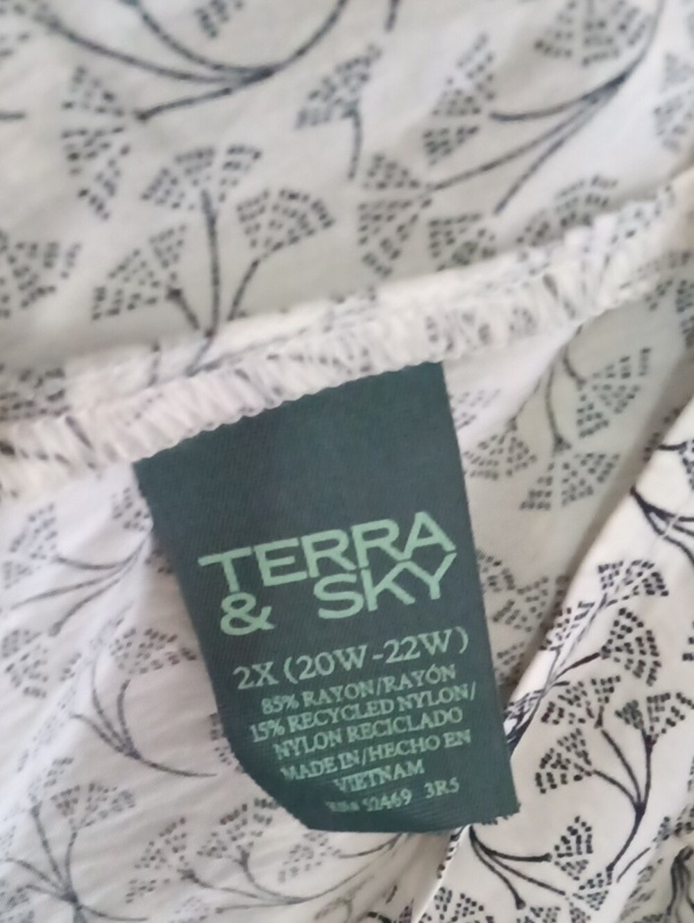 Terra & Sky Women's Ivory White Pattern Unlined Summer Maxi Dress 2X (20W-22W) - Picture 10 of 12